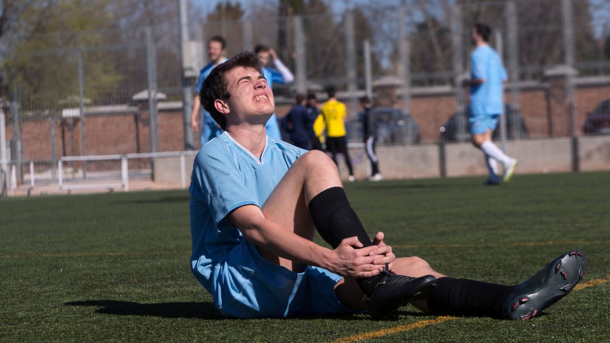 keep-in-mind-these-expertrecommended-dos-and-donts-to-manage-sports-injuries